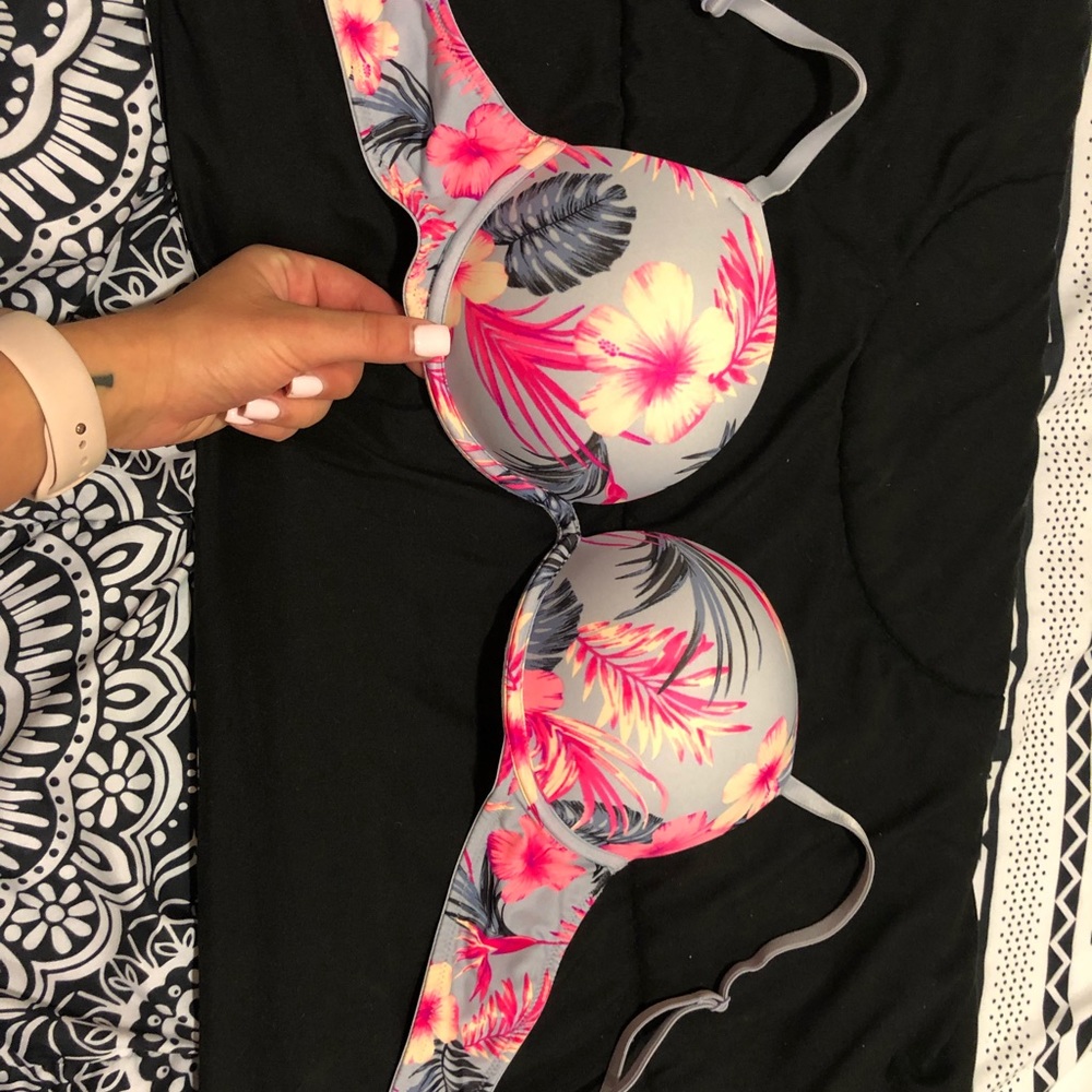 PINK bra